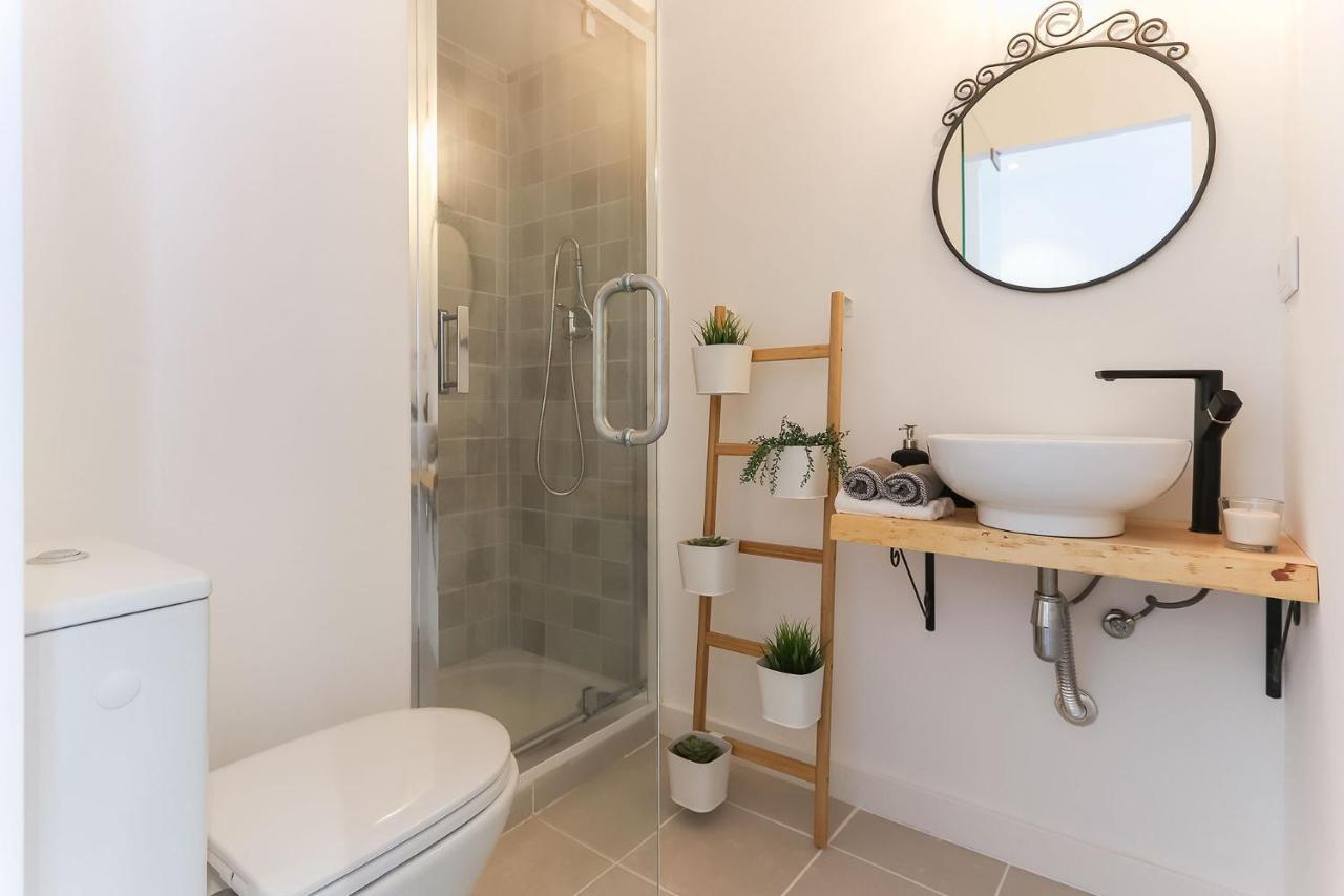 Alcantara Studio by Homing Appartamento Lisbona Esterno foto